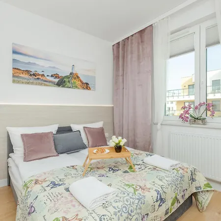Nowy Swiat Stylish, Seaside With Balcony & Parking By Renters Apartman Puck