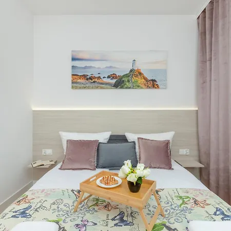 Nowy Swiat Stylish, Seaside With Balcony & Parking By Renters Apartman