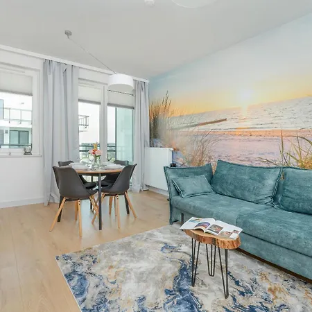 Апартаменты Nowy Swiat Stylish, Seaside With Balcony & Parking By Renters *