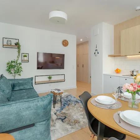 Nowy Swiat Stylish, Seaside With Balcony & Parking By Renters Апартаменты