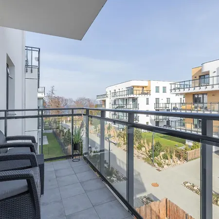 Nowy Swiat Stylish, Seaside With Balcony & Parking By Renters Пуцк
