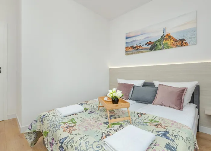 Nowy Swiat Stylish, Seaside With Balcony & Parking By Renters Appartement Puck